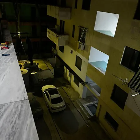 Rosaley アパート *