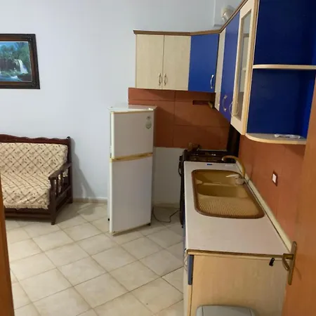 アパート Rosaley