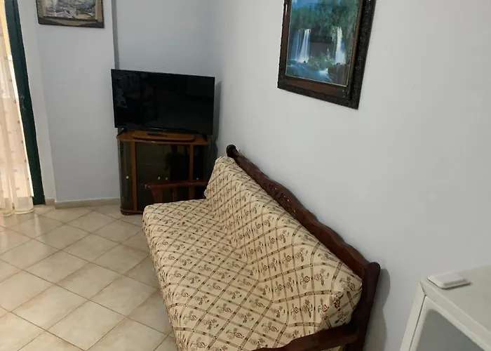 Rosaley * Golem (Tirana)